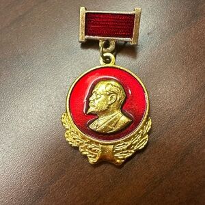 USSR 15K - Soviet Communist Russia Enamel Gilt Lenin Medal Award VI Labor 1950’s